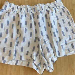 LOFT White High-Waist Lounge Shorts with Gray Brushstroke Print